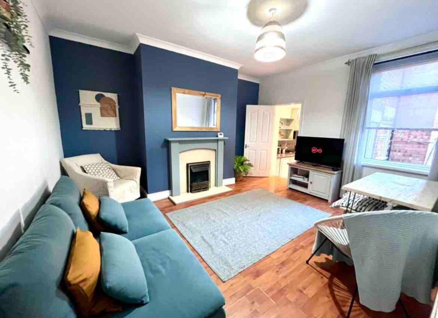Gorgeous Spacious 2 Bedroom Home 10 Mins To City Gateshead Exterior photo
